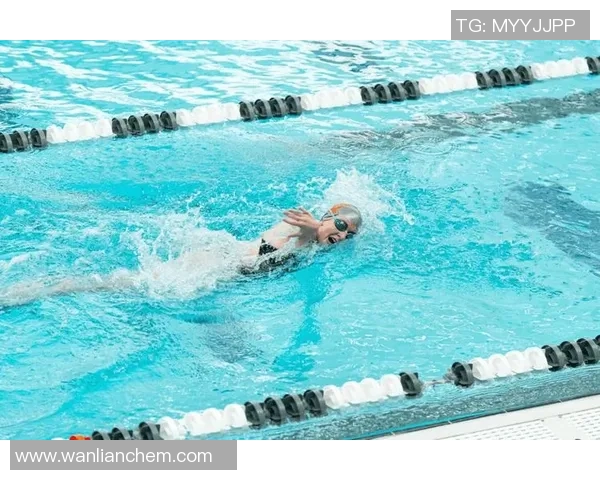 自由泳技巧全面解析 从入门到精通的实用训练方法与要点 自由泳技巧全面解析 从入门到精通的实用训练方法与要点